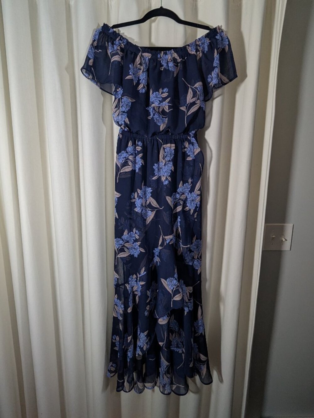 Express Floral Off Shoulder Maxi Dress High Low Hem Size XS, Boho, Cottage, 1320